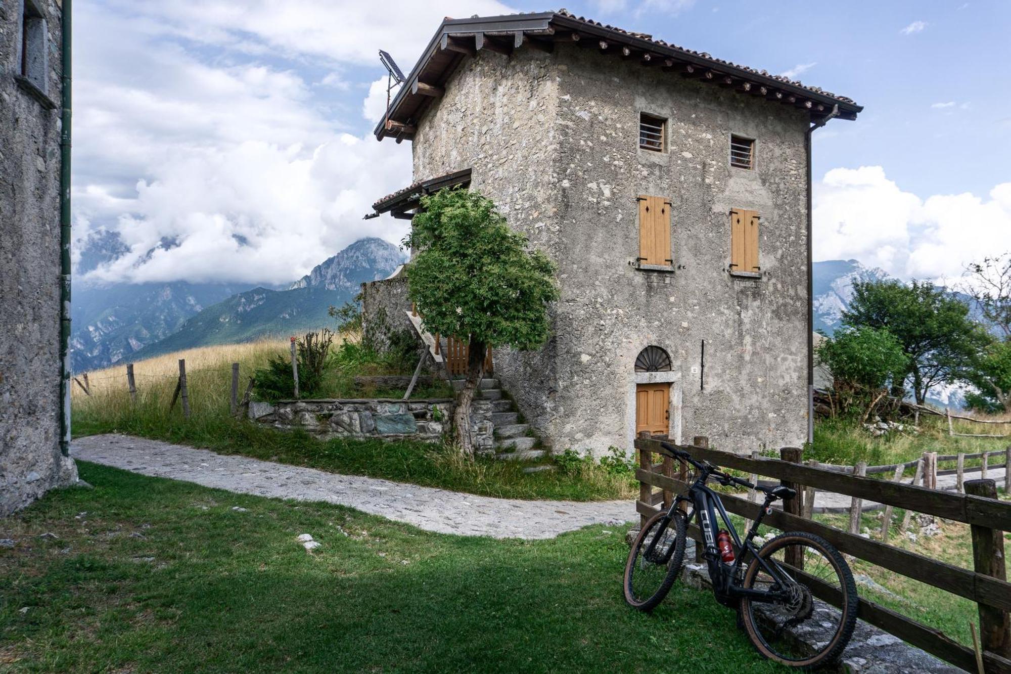 The River Nest Lasnigo Exterior photo